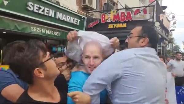 TGB members detain US soldier in Izmir, placing bag over his head