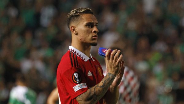 Manchester United's Brazilian midfielder Antony looks on at the end of the UEFA Europa League group E football match between Cyprus' Omonia Nicosia and England's Manchester United at GSP stadium in the capital Nicosia on October 6, 2022. (Photo by Khaled DESOUKI / AFP)