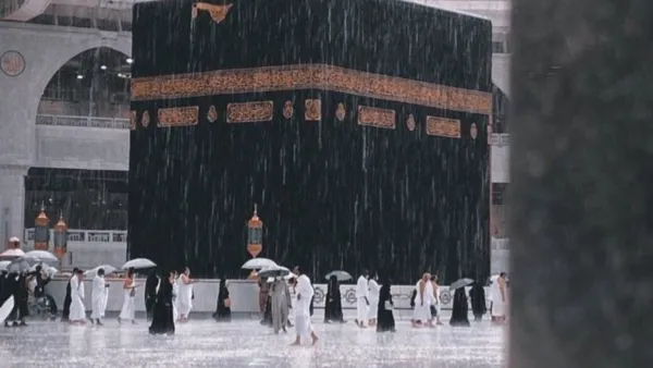 أمطار غزيرة تتساقط على الحرك المكي/ أرشيفية