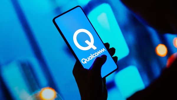 Qualcomm plans to acquire Intel