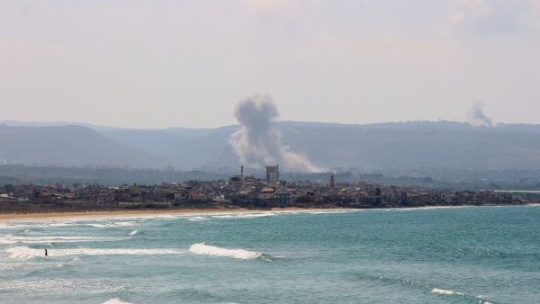 أكثر من 700 شهيد في لبنان جراء الغارات الاسرائيلية  أكثر من 700 شهيد في لبنان جراء الغارات الاسرائيلية