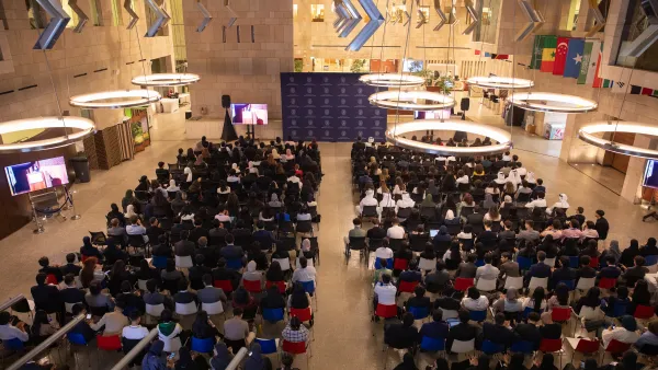 رقم قياسي جديد هو 863 دبلوماسيا شابا بمؤتمر نموذج الأمم المتحدة بجامعة جورجتاون في قطر يناقشون قضايا السلام العالمي