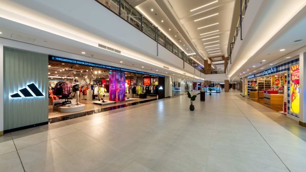 Al Hamra Mall. Aldar Completes Redevelopment Of Its Flagship Retail Destination In Ras Al Khaimah, Al Hamra Mall