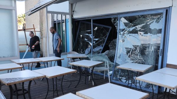 سقوط نحو 200 صاروخ باليستي أطلقتها إيران على "إسرائيل"