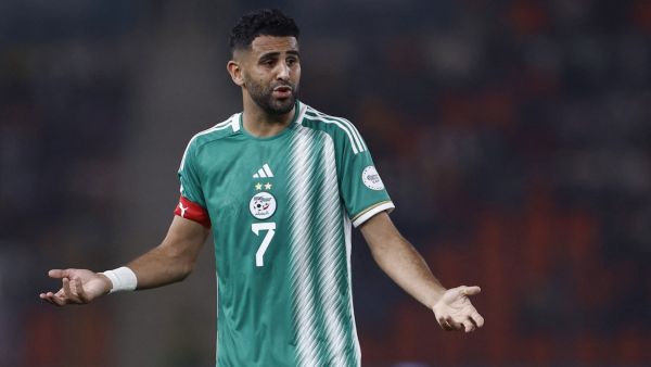 Algeria's forward #7 Riyad Mahrez reacts during the Africa Cup of Nations (CAN) 2024 group D football match between Mauritania and Algeria at Stade de la Paix in Bouake on January 23, 2024. (Photo by KENZO TRIBOUILLARD / AFP)
