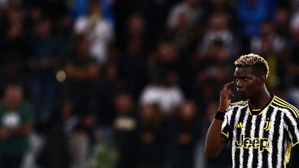 Juventus French midfielder Paul Pogba gestures during the Italian Serie A football match Juventus vs Bologna on August 27, 2023 at the “Allianz Stadium” in Turin. (Photo by MARCO BERTORELLO / AFP)