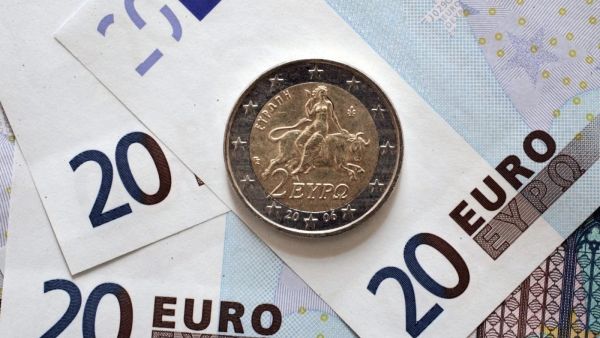 سعر اليورو مقابل الليرة السورية