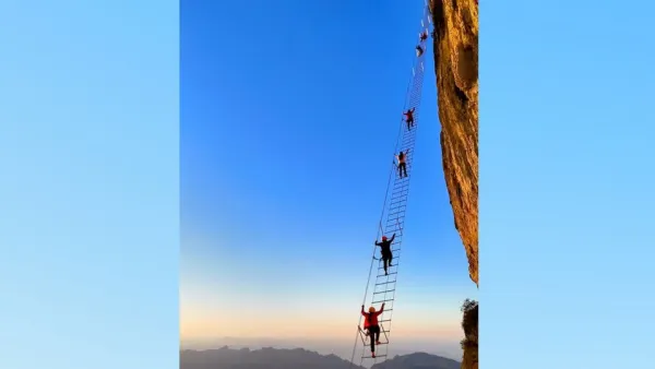 China unveils exciting new ‘Sky Ladder’ tourist attraction