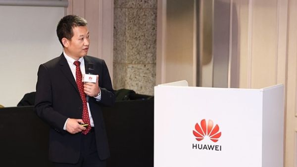 Andy Sun, President of Huawei Antenna Business Unit, delivering a keynote speech. Huawei Releases Antenna Digitalization White Paper, Opening a New Chapter for the Antenna Industry