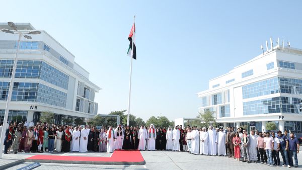 خلال الحدث بنك الإمارات دبي الوطني يحتفل بيوم العلم الإماراتي