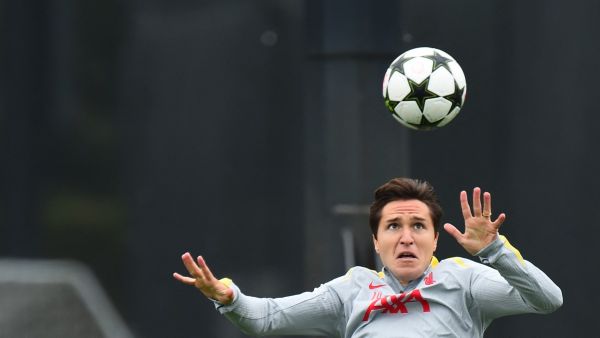 Liverpool's Italian forward Federico Chiesa takes part in a training session at the team's training ground in Liverpool, northwest England, on September 16, 2024, on the eve of their UEFA Champions League, league stage football match against Milan. (Photo by Peter POWELL / AFP)