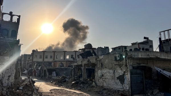 تتضمن الخطة، فتح معبر رفح واستئناف عمليات إعادة الإعمار في غزة