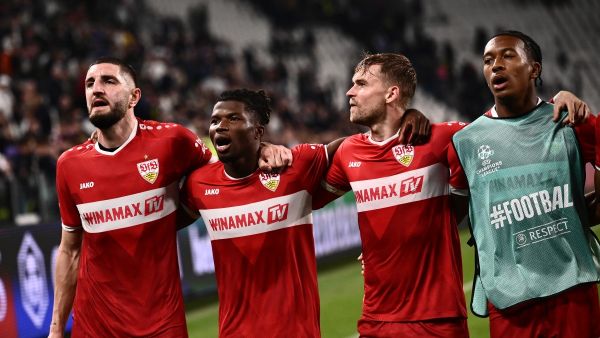 tuttgart's German defender #24 Jeff Chabot, Stuttgart's Malian forward #10 El Bilal Toure and Stuttgart's German defender #07 Maximilian Mittelstaedt and Stuttgart's German midfielder 43# Raul Paula celebrate after winning 0-1 the Champions League football match between Juventus and VfB Stuttgart at the Allianz stadium in Turin, on October 22, 2024. (Photo by Marco BERTORELLO / AFP)
