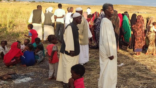 أسهم مجاهد حلالي في زرع الأمل في قلوب النازحين