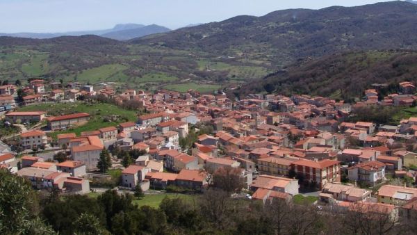  قرية "أولولاي" في جزيرة سردينيا الإيطالية 