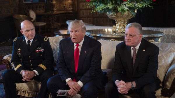  Keith Kellogg and Donald Trump 