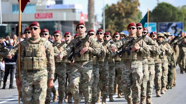 Turkish soldiers 