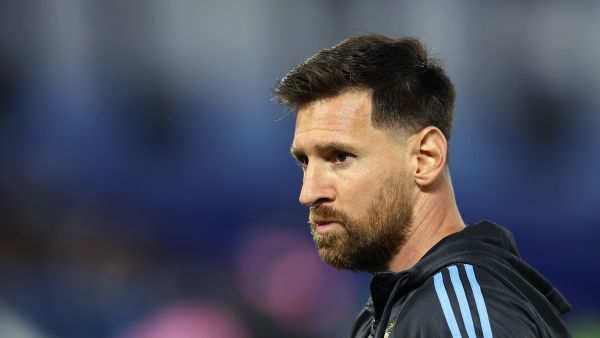 Messi Sends Congratulatory Message to Lamine Yamal After Golden Boy Triumph