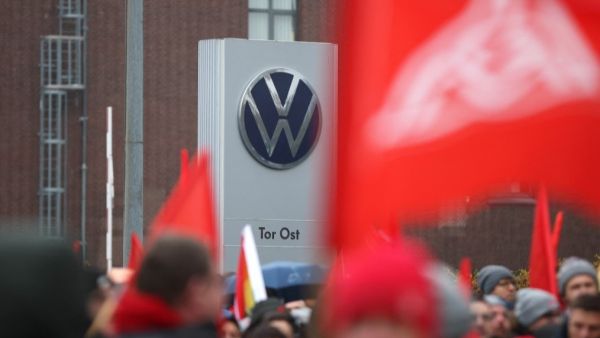 Volkswagen braces for strikes as labor negotiations break down
