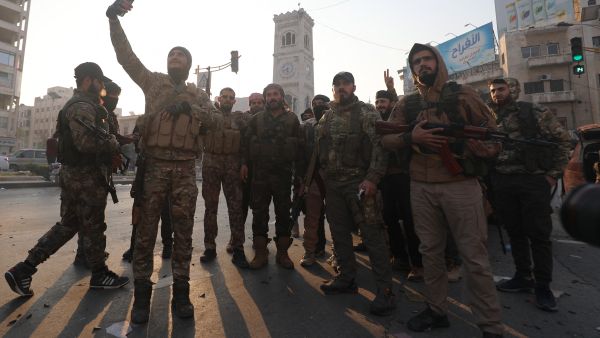 Syria: Armed groups advance in Northern homs as military reinforcements arrive in homs city