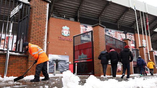Will Snow Postpone Liverpool vs Man United Clash?
