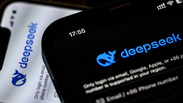 Waze exposes sensitive DeepSeek data