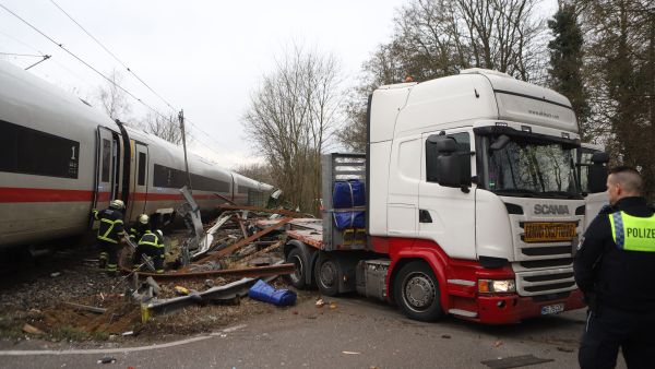 One killed, 25 injured in Germany train crash