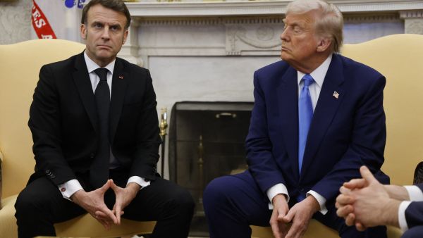 Macron meets Trump at the White House