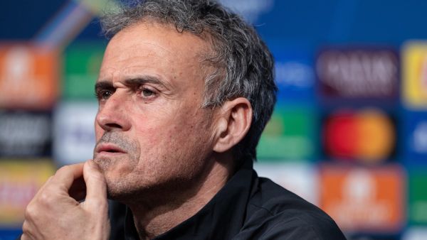 Enrique Hints at His Preference Between Barcelona and Liverpool