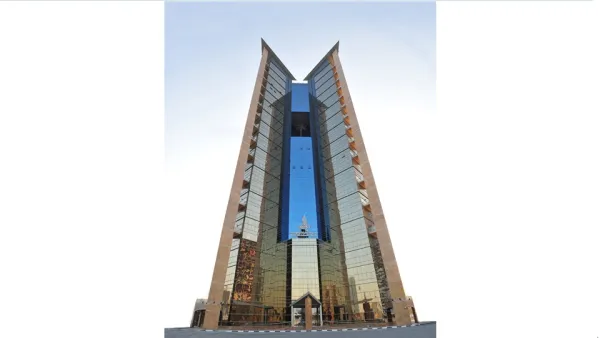Sharjah Islamic Bank Achieves Remarkable Success with USD 500 Million Sukuk Issuance Amidst Challenging Market Conditions