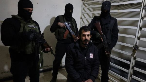 القبض على قائد في نظام الأسد