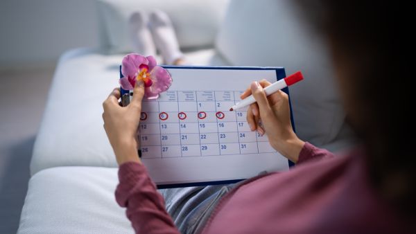 هل يؤثر صيام رمضان على الدورة الشهرية؟