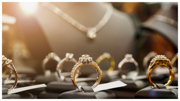 أسعار الذهب في الأسواق العربية,المصدر shutterstock