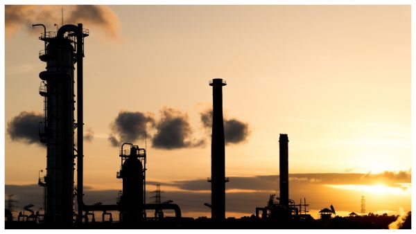 صادرات العراق من النفط إلى أمريكا بلغت 5 ملايين برميل خلال الشهر, المصدر shutterstock