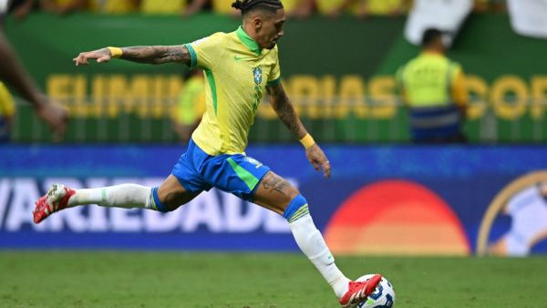 "Talk Less!" – Otamendi Hits Back at Raphinha in Explosive Rivalry
