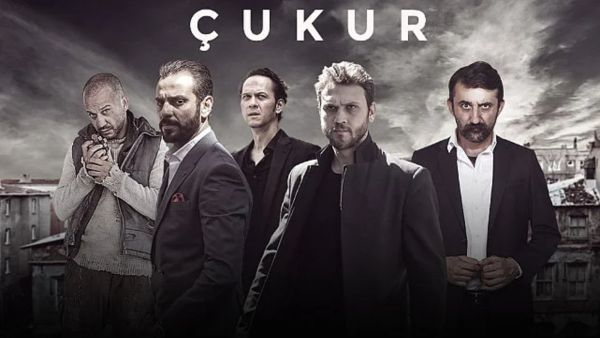 فيلم الحفرة