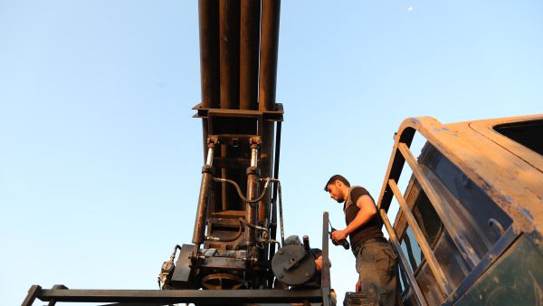 Hamas Strikes Israeli Forces in Rafah as Sirens Sound Across Israel