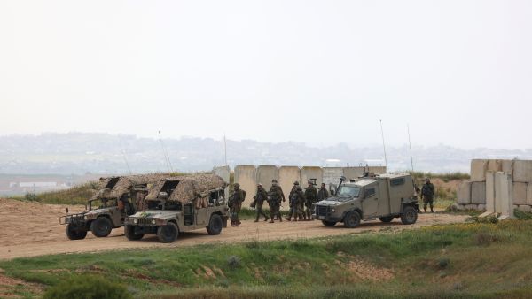 Israeli army announces full encirclement of Rafah, completes strategic "Morag Corridor"