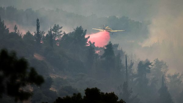 Massive fires force evacuations across central Israel