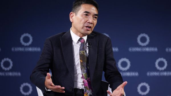 Tech CEOs are turning to AI to replace themselves