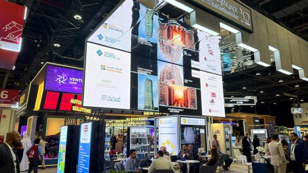 دبي للاستثمار تعزز ريادتها في قطاع التصنيع عبر مشاركتها في منتدى "اصنع في الإمارات دبي للاستثمار تعزز ريادتها في قطاع التصنيع عبر مشاركتها في منتدى "اصنع في الإمارات