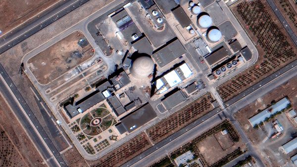 Trump threatens new strikes on Iran’s nuclear sites, Tehran vows defiant response