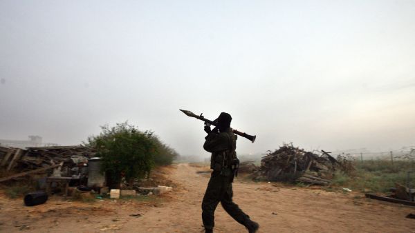 Al-qassam fighter 