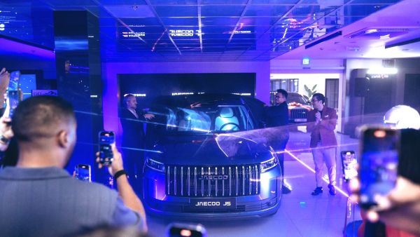 JAECOO J5 Makes Stylish UAE Debut at Dubai Launch Event