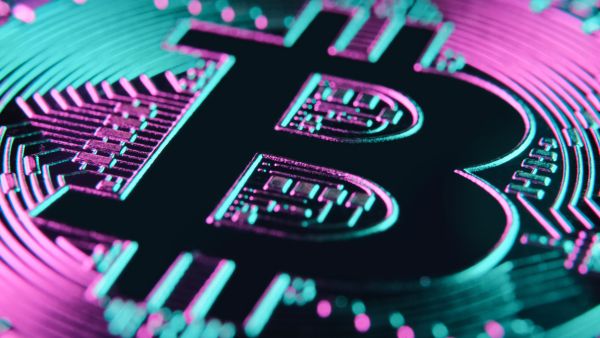 أسعار العملات المشفرة مقابل الدولار اليوم الإثنين 11 أغسطس 2025