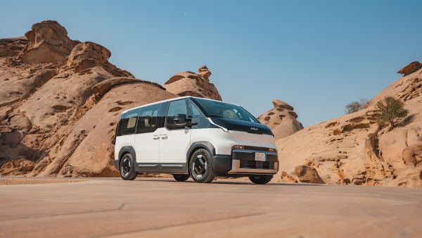 "كيا" و"البحر الأحمر الدولية" تتعاونان لرسم ملامح مستقبل التنقل المستدام في السعودية