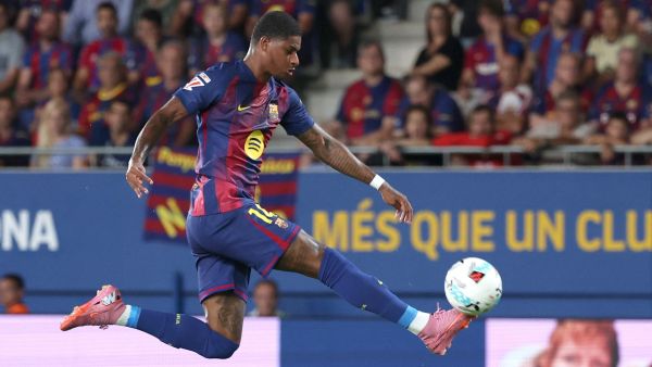 راشفورد يتألق مع برشلونة بعد صمت طويل ويبعث برسالة قوية