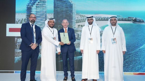 Dubai Investment Real Estate’s Danah Bay Wins “Best Mixed-Use Development” at Arabian Property Awards 2025–2026