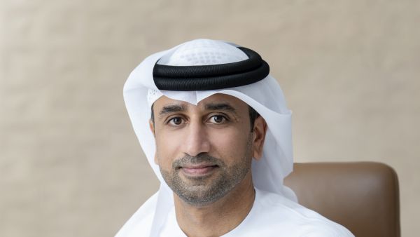 du successfully completes the secondary public offering of its shares held by Mamoura with a final offer price of AED 9.20 per share