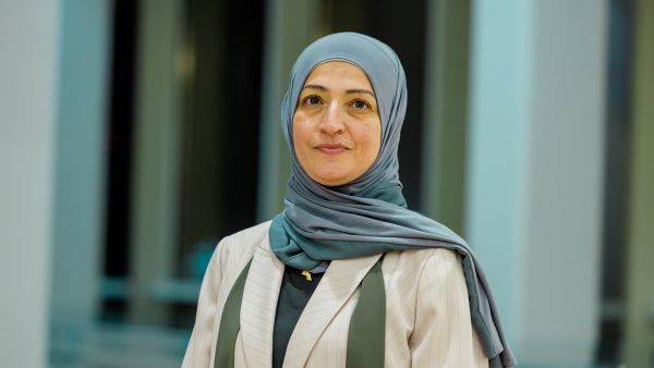 الذكاء الاصطناعي أداة لدعم صحتنا النفسية: حقيقة أم وهم؟